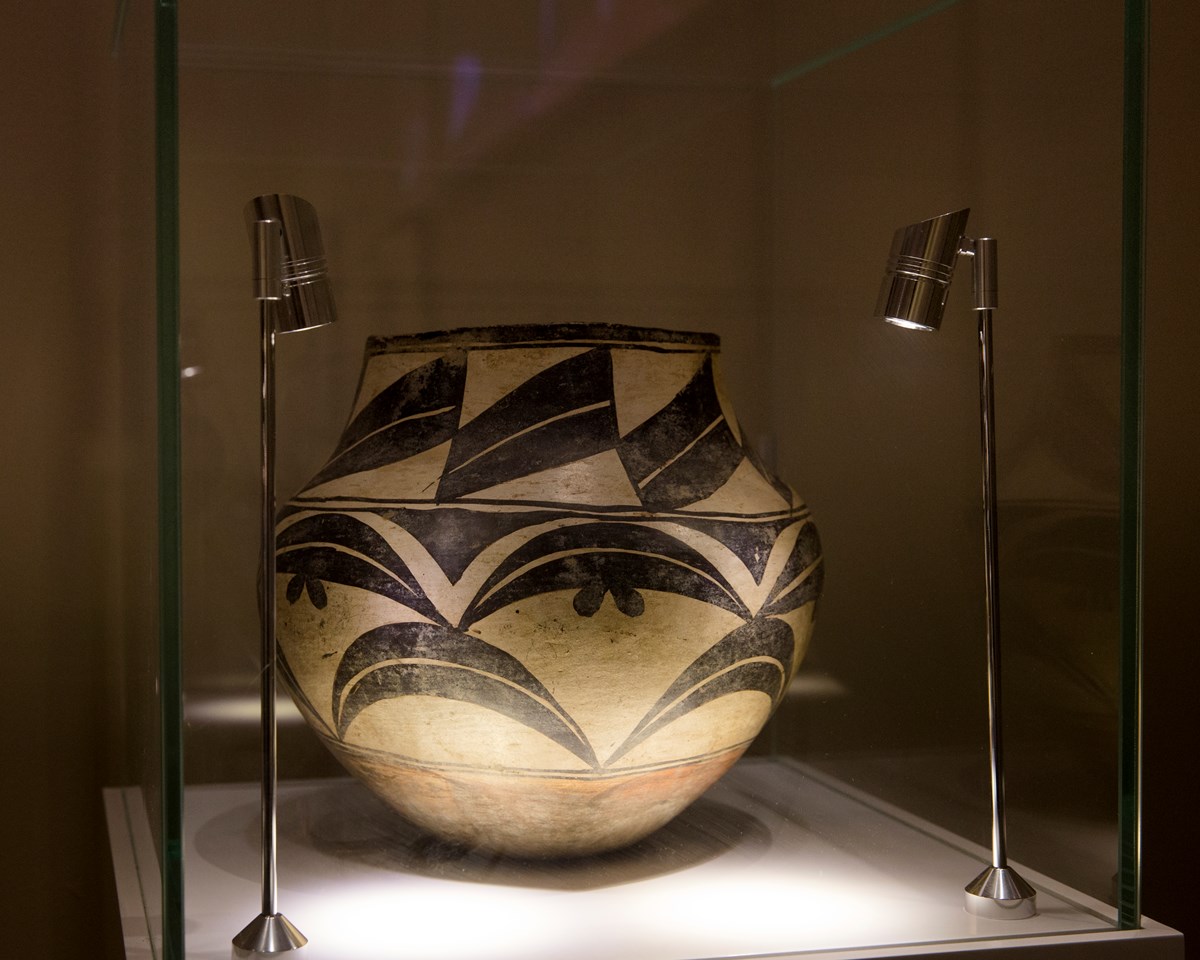 Sculpting Cultures Southeast and Southwest Native Pottery Exhibit